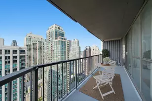 10 E Ontario St, Chicago, IL 60611 - Photo 2