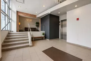 770 W Gladys Ave, Chicago, IL 60661 - Photo 20