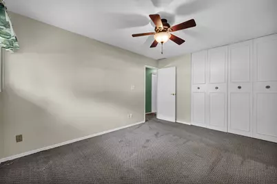 221 Ivanhoe Way, Bloomington, IL 61701 - Photo 22