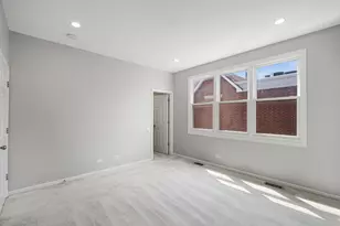 1845 Prairie St, Glenview, IL 60025 - Photo 18