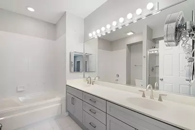 1845 Prairie Street, Glenview, IL 60025 - Photo 14