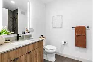 218 E Grand Ave, Chicago, IL 60611 - Photo 8