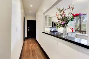 1453 E 56th St, Chicago, IL 60637 - Photo 6