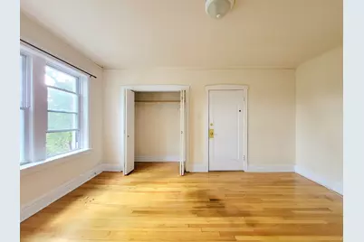3406 W Berteau Avenue #3, Chicago, IL 60618 - Photo 8