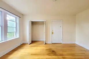 3406 W Berteau Ave, Chicago, IL 60618 - Photo 8