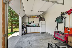 7509 Cherry Hill Rd, Cherry Valley, IL 61016 - Photo 46