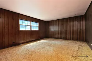 4 Trent Rd, Hawthorn Woods, IL 60047 - Photo 8