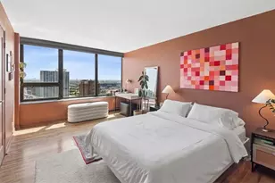 3930 N Pine Grove Ave, Chicago, IL 60613 - Photo 16
