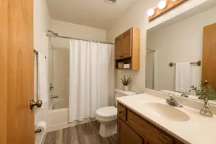 73 Joy St, Sugar Grove, IL 60554 - Photo 6