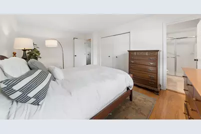 117 E Madison Avenue, Wheaton, IL 60187 - Photo 14