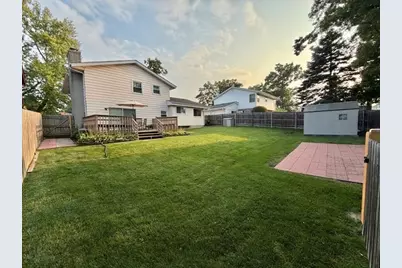 2724 Hyde Park Avenue, Waukegan, IL 60085 - Photo 6