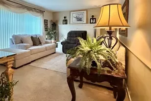 2724 Hyde Park Ave, Waukegan, IL 60085 - Photo 24