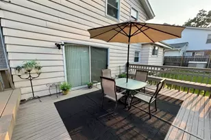 2724 Hyde Park Ave, Waukegan, IL 60085 - Photo 10