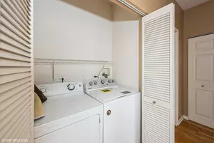 758 W 15th St, Chicago, IL 60607 - Photo 12