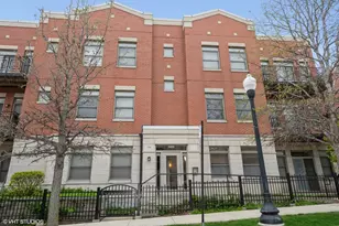 758 W 15th St, Chicago, IL 60607 - Photo 1