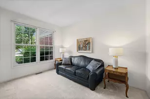 2112 Warrington Ct, Glenview, IL 60026 - Photo 12