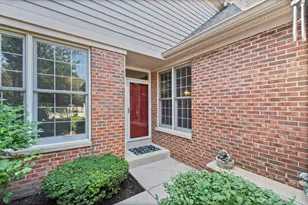 2112 Warrington Ct, Glenview, IL 60026 - Photo 2