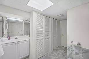 2112 Warrington Ct, Glenview, IL 60026 - Photo 26