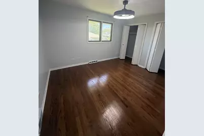 942 E 168th Street, South Holland, IL 60473 - Photo 10