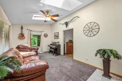 152 Jacquelyn Drive, Bensenville, IL 60106 - Photo 34