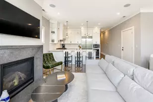 843 W Buckingham Pl, Chicago, IL 60657 - Photo 6