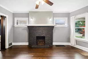 640 Clarence Ave, Oak Park, IL 60304 - Photo 8