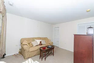 2723 N Bosworth Ave, Chicago, IL 60614 - Photo 12