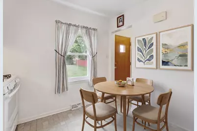 516 N Irving Avenue, Hillside, IL 60162 - Photo 6