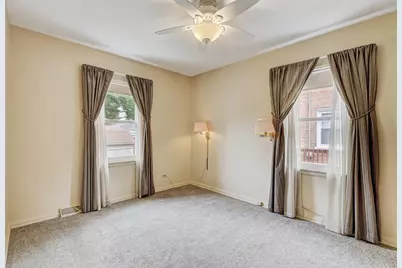 516 N Irving Avenue, Hillside, IL 60162 - Photo 12