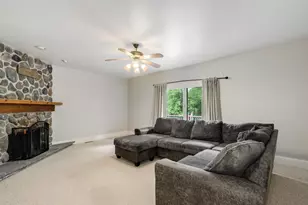 2080 Clearwater Way, Elgin, IL 60123 - Photo 12