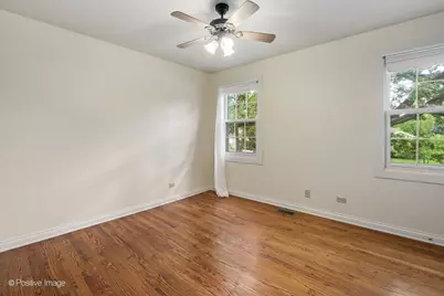 2080 Clearwater Way, Elgin, IL 60123 - Photo 16