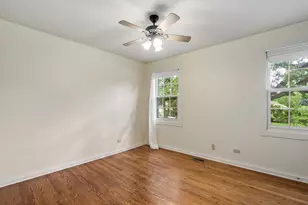 2080 Clearwater Way, Elgin, IL 60123 - Photo 16