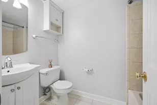 1460 Fairlane Dr, Schaumburg, IL 60193 - Photo 8