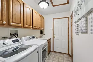 1163 N Oakwood Dr, Fox Lake, IL 60020 - Photo 16
