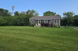 12810 W Beach Rd, Beach Park, IL 60087 - Photo 2