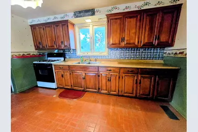 302 S Washington Street, Lockport, IL 60441 - Photo 8
