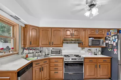 2345 184th Street, Lansing, IL 60438 - Photo 10