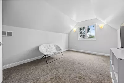 70 S Parkway Drive, Naperville, IL 60540 - Photo 36