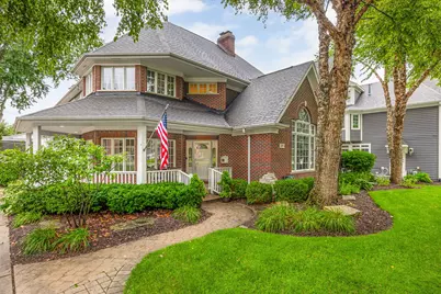 70 S Parkway Drive, Naperville, IL 60540 - Photo 2