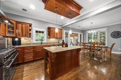 70 S Parkway Drive, Naperville, IL 60540 - Photo 22
