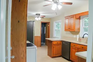 2219 N 2829th Rd, Marseilles, IL 61341 - Photo 2