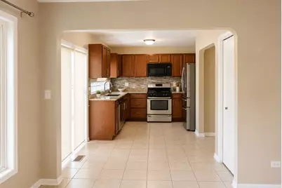 34191 N Horseshoe Lane, Gurnee, IL 60031 - Photo 10