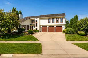 34191 N Horseshoe Ln, Gurnee, IL 60031 - Photo 1
