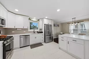 10324 S Kolmar Ave, Oak Lawn, IL 60453 - Photo 10