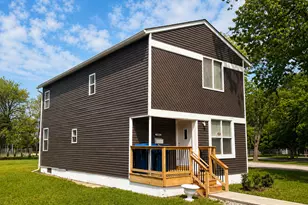 13802 Seeley Ave, Blue Island, IL 60406 - Photo 2