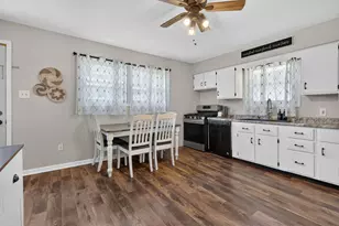 780 N 1st St, Carbon Hill, IL 60416 - Photo 6