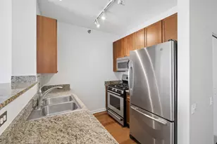 600 N Kingsbury St, Chicago, IL 60610 - Photo 6