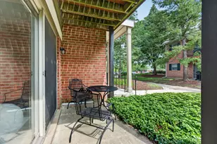 1531 Raymond Dr, Naperville, IL 60563 - Photo 18