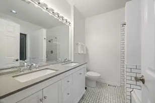 [Address not provided], Chicago, IL 60614 - Photo 12