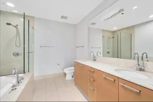 340 E Randolph St, Chicago, IL 60601 - Photo 16